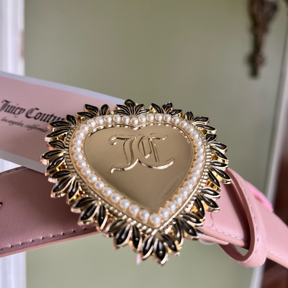 New with Tags Juicy Couture Pink Belt with Gold Heart Buckle Logo Belt M/L